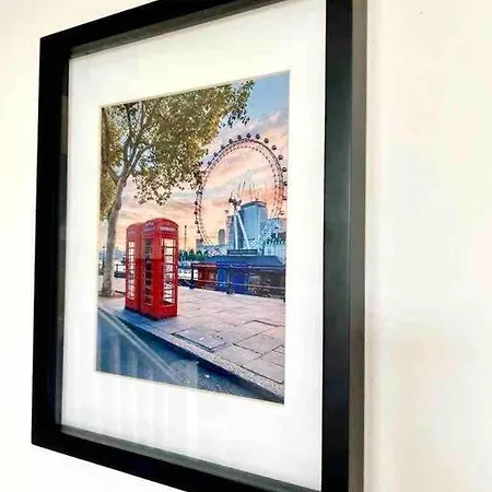 A Bright Two Double Bedroom Flat London Exterior photo